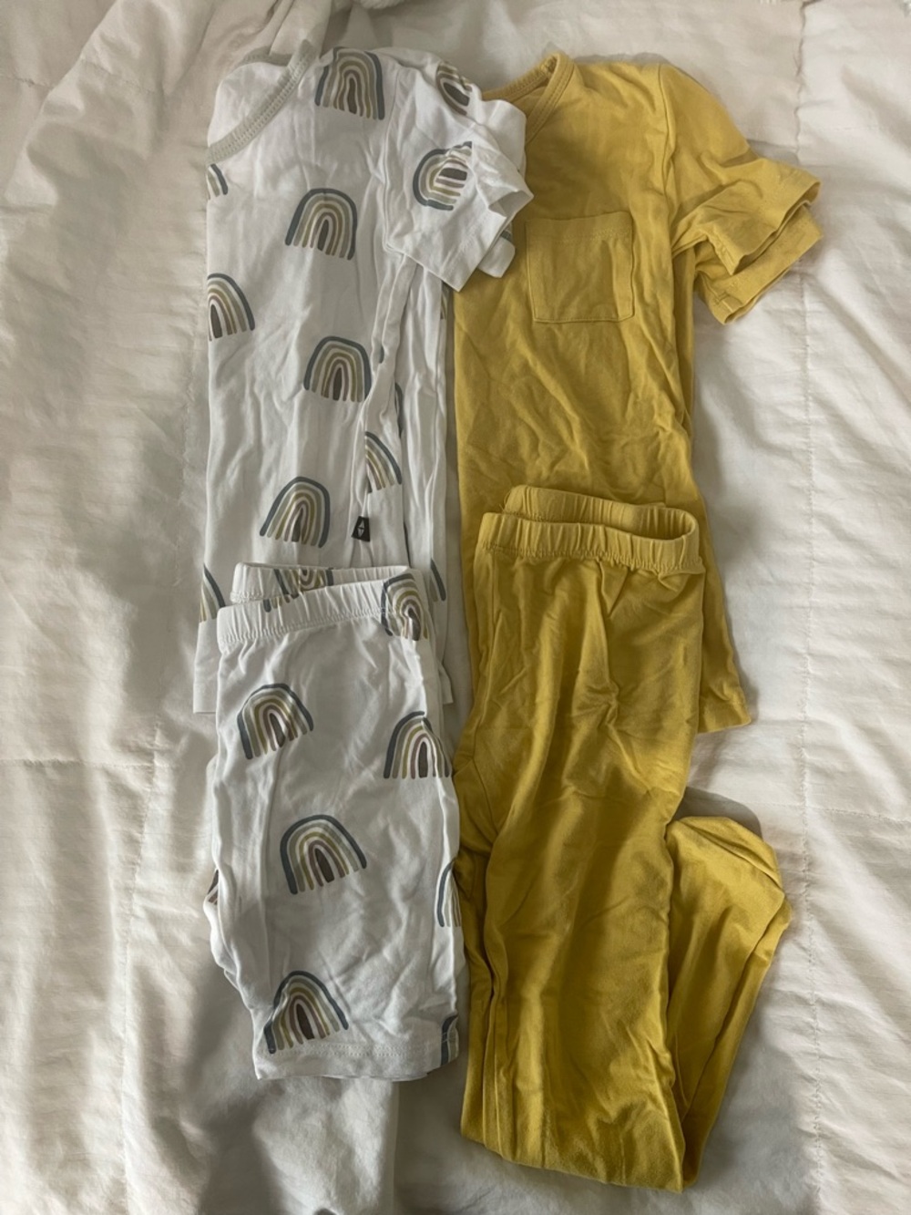 Kyte BABY Toddler Short Sleeve Pajamas set. Size 4T